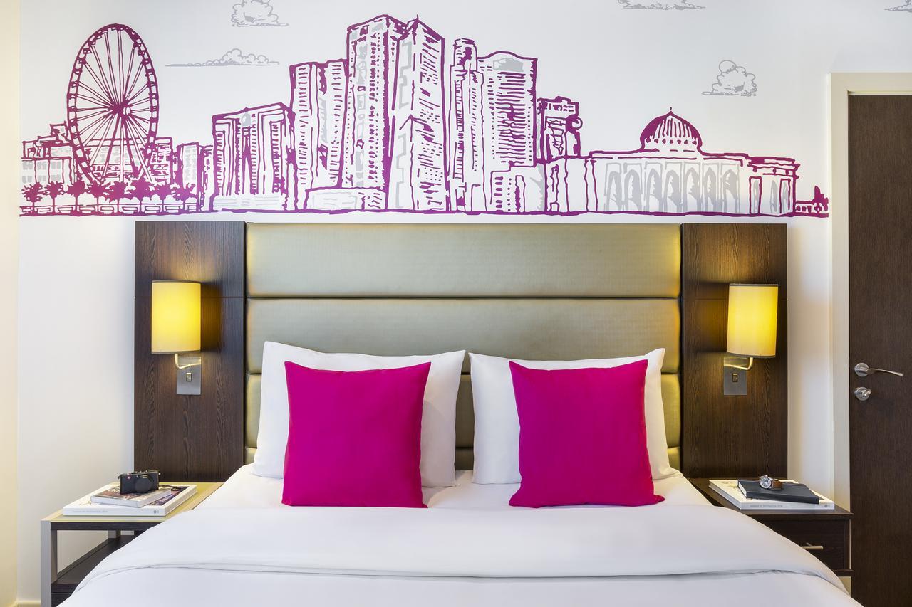 Hotel Ibis Styles Sharjah Exterior foto