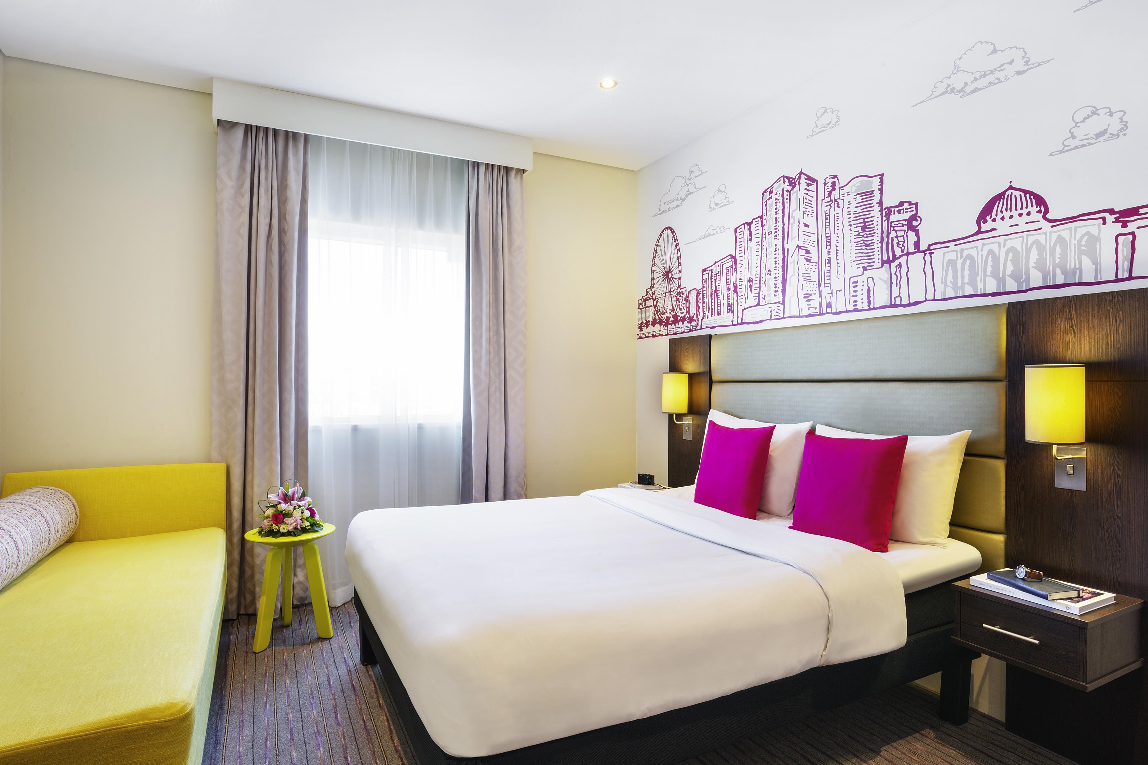Hotel Ibis Styles Sharjah Exterior foto